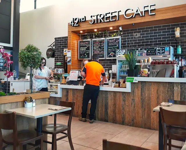 42nd Street Cafe