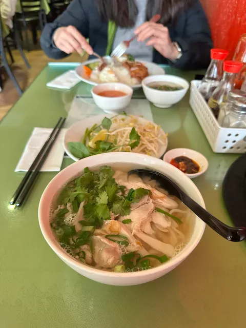Adelaide Pho