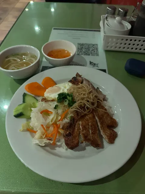 Adelaide Pho