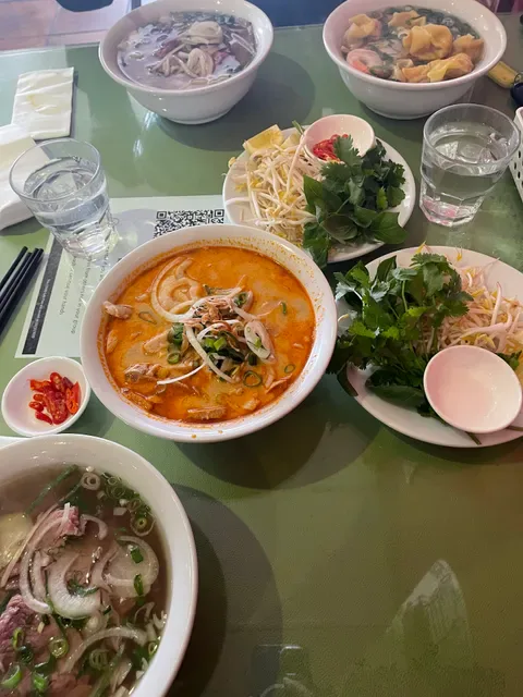 Adelaide Pho