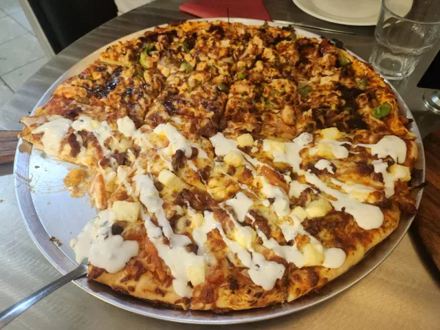 Amici Pizza Cafe