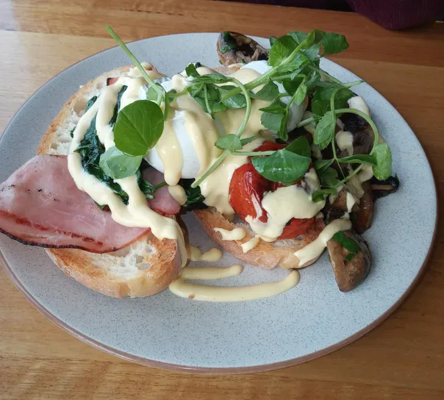 Balthazar Cafe