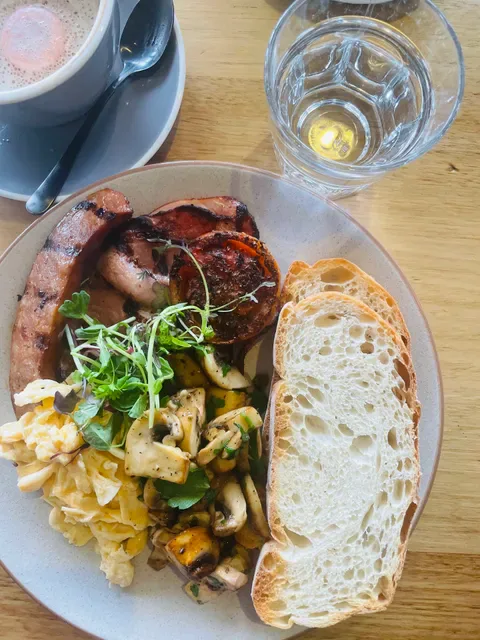 Balthazar Cafe