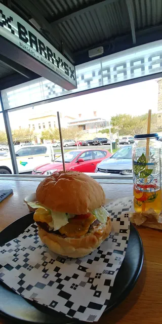 Barry's Burgers (Semaphore)