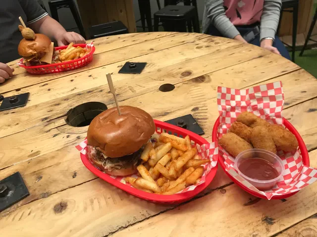 Benny's American Burger - Hindley Street