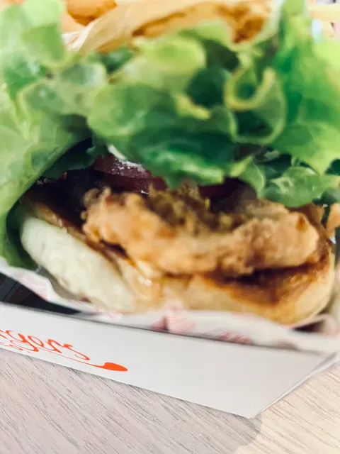 Betty's Burgers