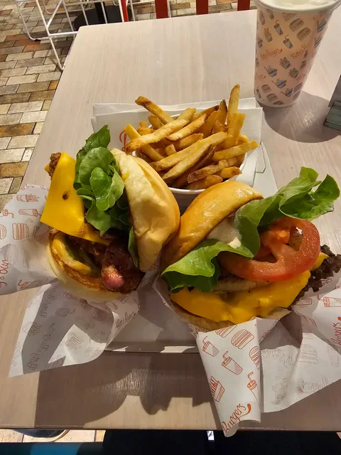 Betty's Burgers