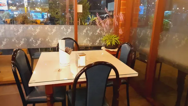 Bonsai Restaurant