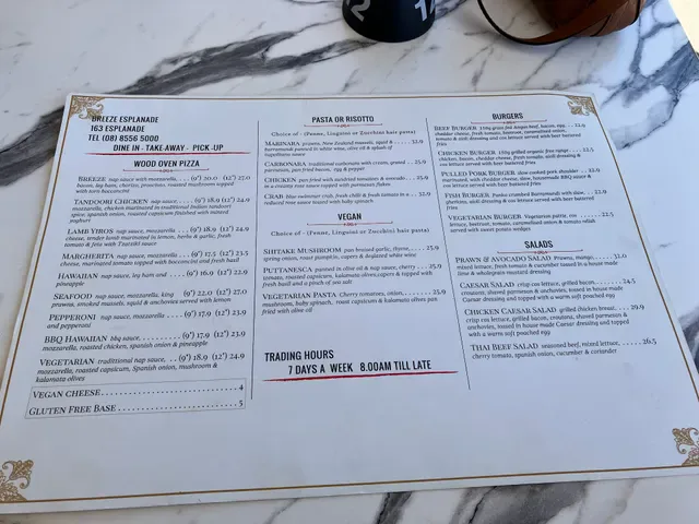 Breeze Cafe & Bar