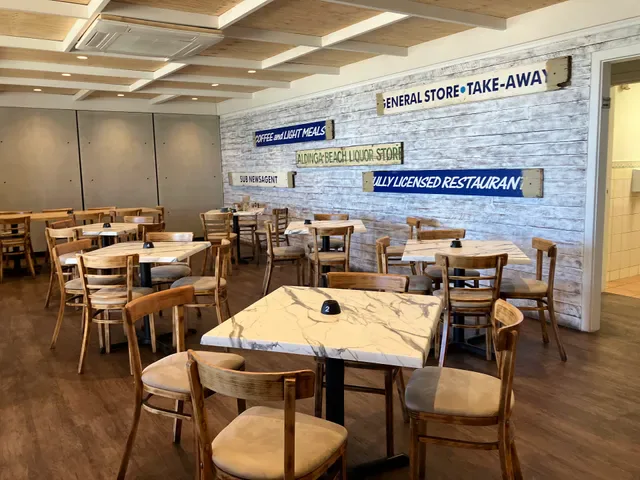Breeze Cafe & Bar