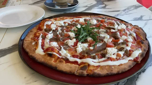 Breeze Cafe & Bar