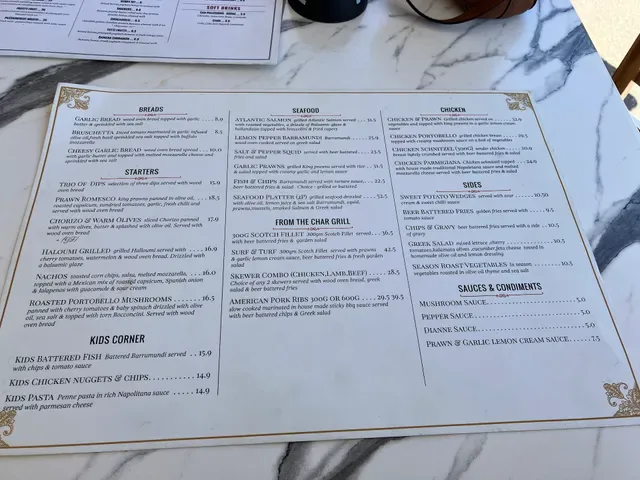 Breeze Cafe & Bar
