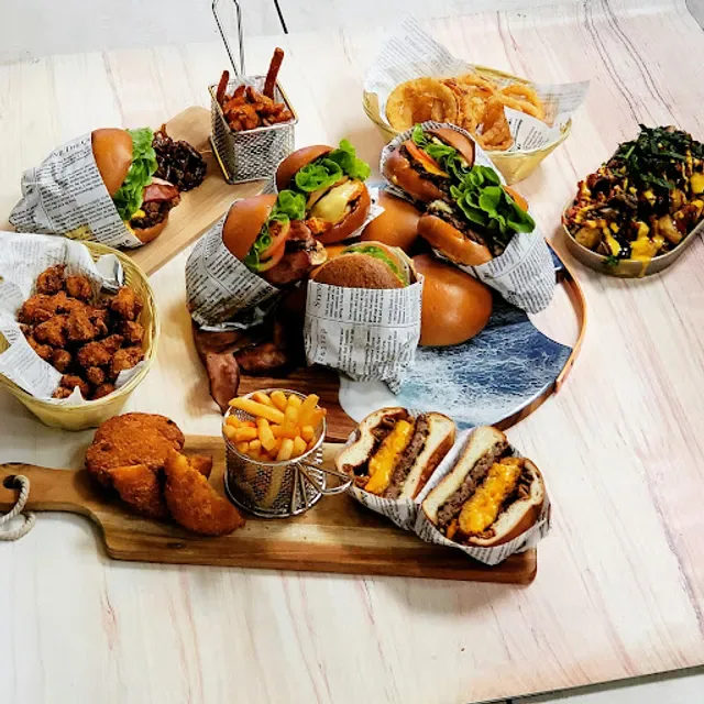 Burger O'clock