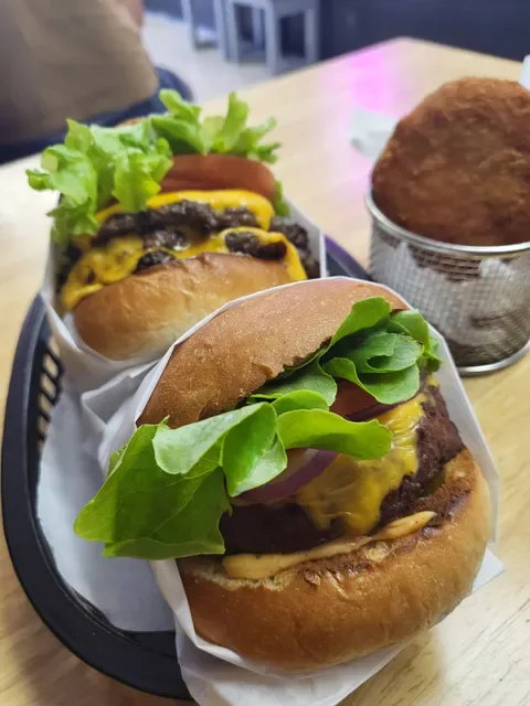 Burger O'clock