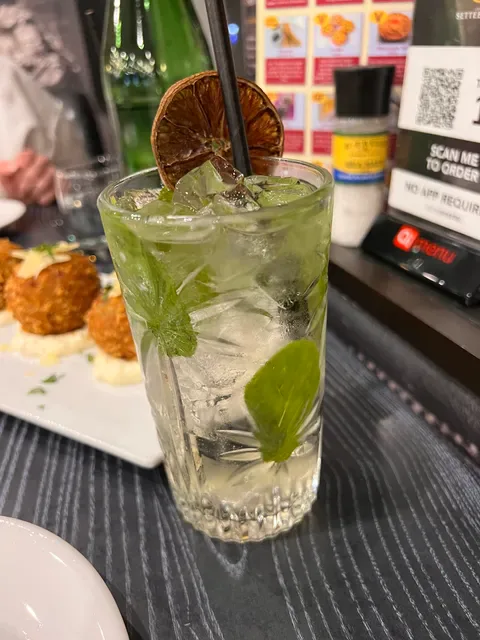 Cafe Settebello