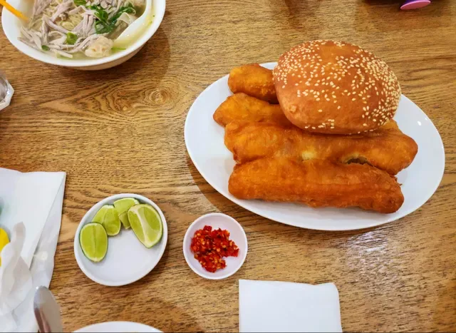 Cam Wah Chinese & Vietnamese Restaurant