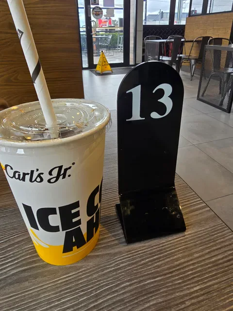 Carl's Jr. Kilburn