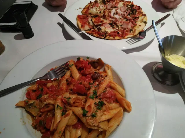 Cesars Pizzeria
