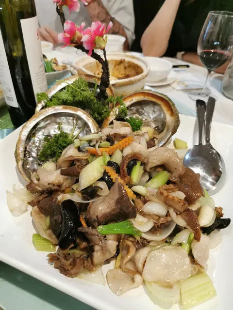 Chef Dong