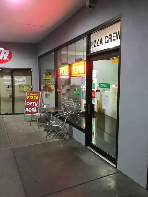 Claude's Pizza
