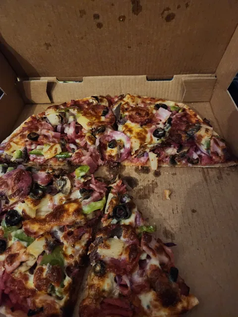 Claude's Pizza