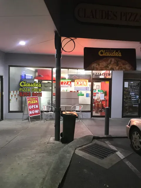 Claude's Pizza