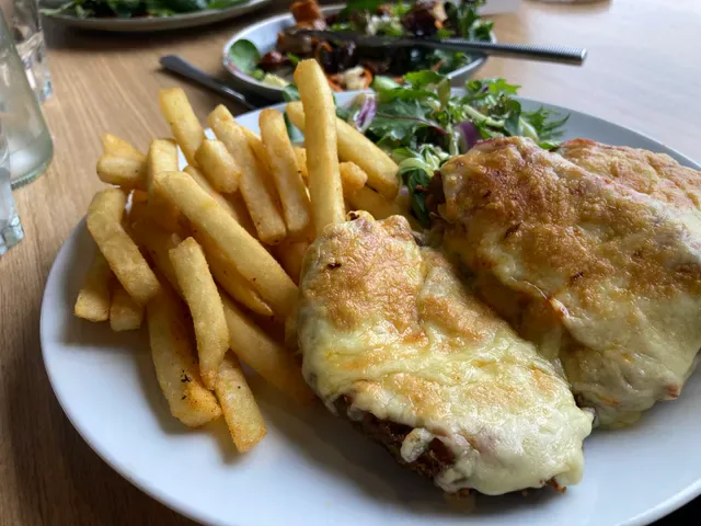 Crown Inn Old Reynella