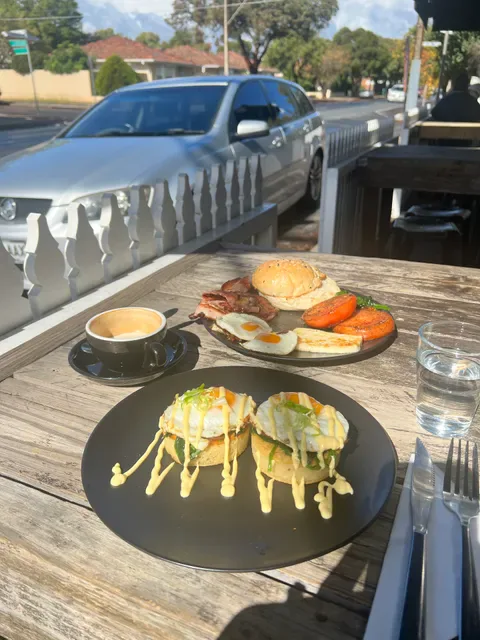 crumpet cafe