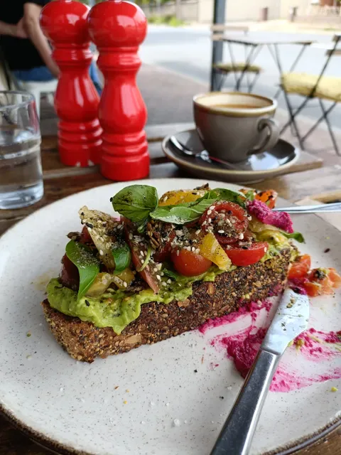 Daisy Coffee Shop