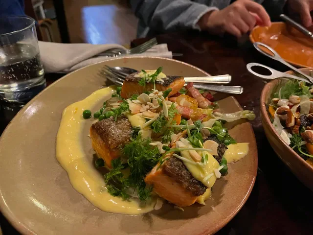 Delicatessen Kitchen & Bar