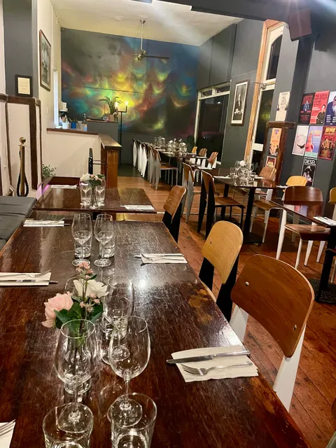 Delicatessen Kitchen & Bar