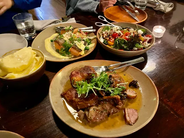Delicatessen Kitchen & Bar