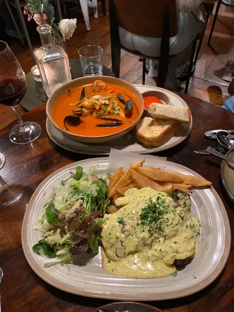 Delicatessen Kitchen & Bar