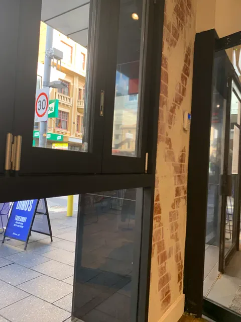 Dino's Greek