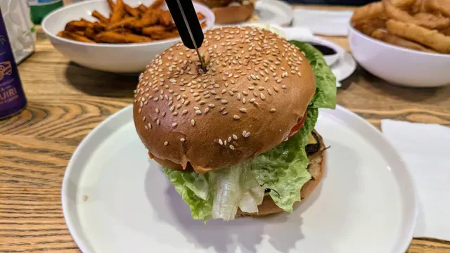Enuf Café and Burgers