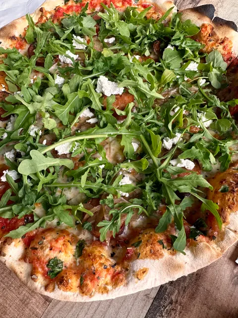 EST Pizzeria