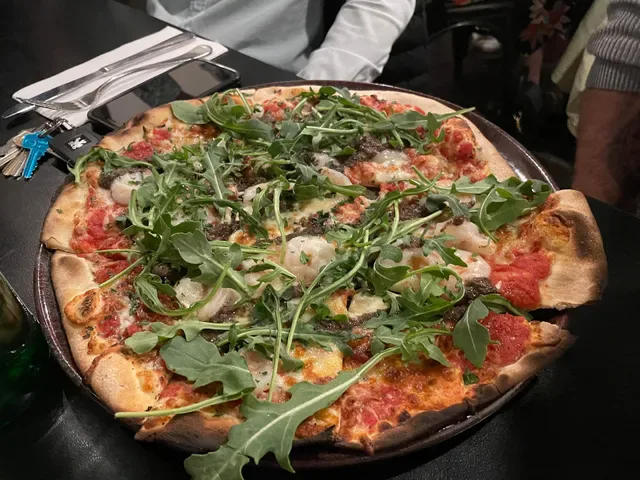 EST Pizzeria