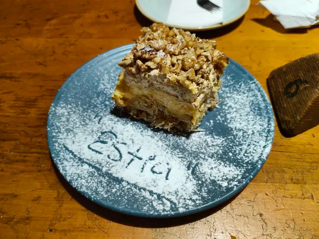 Estia Restaurant