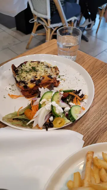 Feed Jetty Road