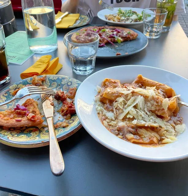 Godi La Vita