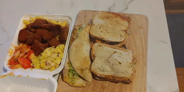 Golden Chicken And Seafood