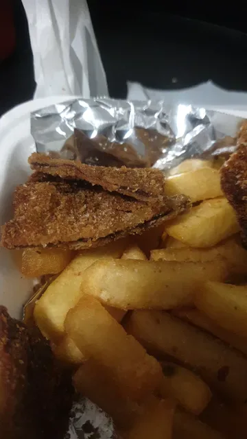 Golden Chicken And Seafood