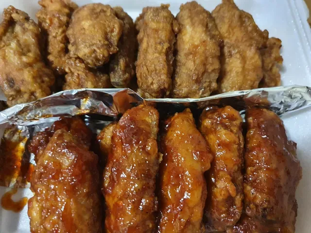 Golden Chicken And Seafood