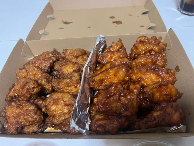 Golden Chicken And Seafood