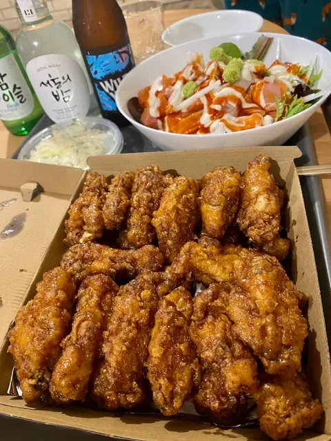 Golden Chicken And Seafood