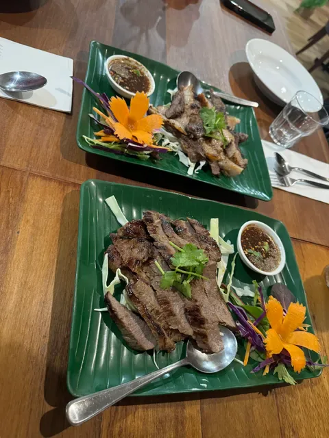 Green Papaya Thai Restaurant