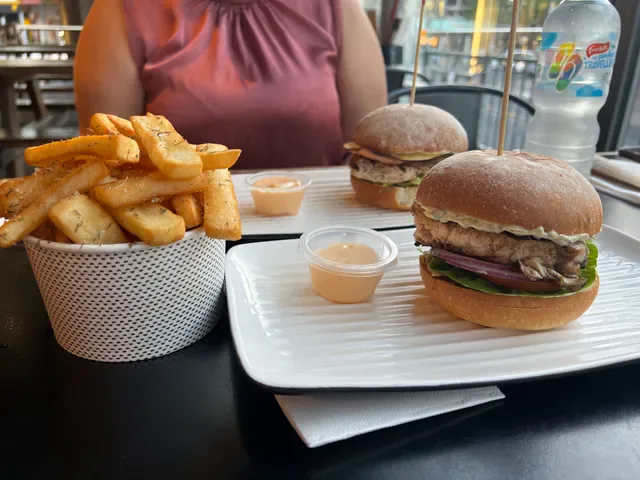 Grill'd Burgers - Norwood