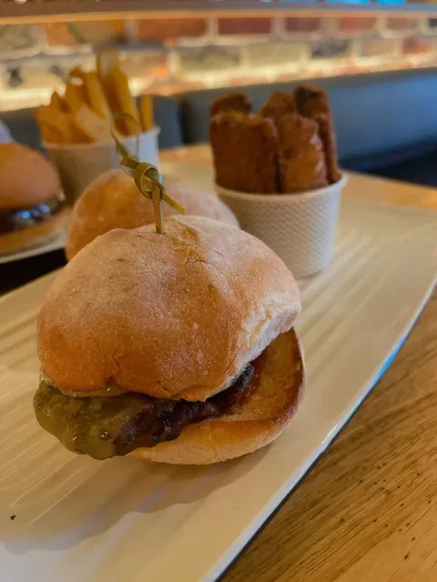 Grill'd Burgers - Tea Tree Plaza
