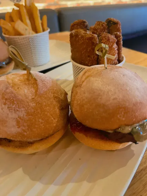 Grill'd Burgers - Tea Tree Plaza