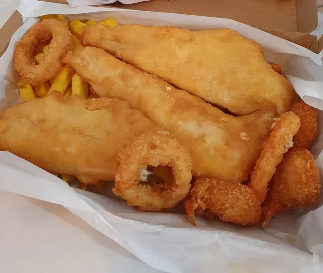 Hallas Fish & Grill